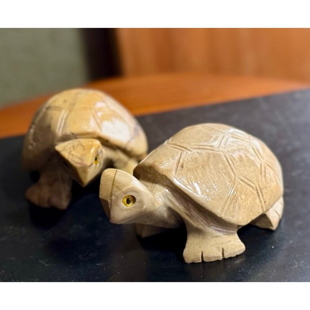 Vintage Carved Stone Turtle Figurines Set Sea Turtle Tortoise Mini Natural Decor